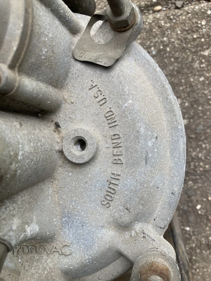 Núcleo de refuerzo de freno Buick Cadillac Bendix Hydrovac Hydrovac de colección OEM 1955 1956 1957 Foto 2 de 4