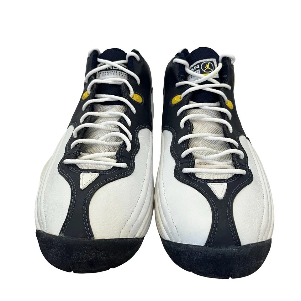 Nike Jordan Jumpman White College Navy 1997 Sneakers Size 9 Mens 136003-141 - Image 4 of 4