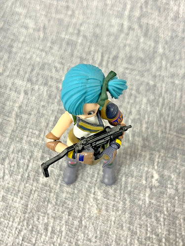 Bandai Dragon Ball SH Figuarts Bulma DS43 - Picture 6 of 6