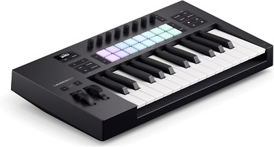 Launchkey 25 [MK4]   Compact 25 Key, USB, MIDI Keyboard Controller with DAW Inte