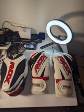 RDX Giant Inside Quadro-Dome Boxing Gloves BGR F10W 16 oz