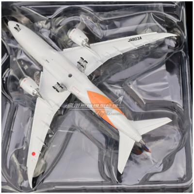 1:400 JC Wings AIR JAPAN BOEING 787-8 Airplane Flap Down Diecast