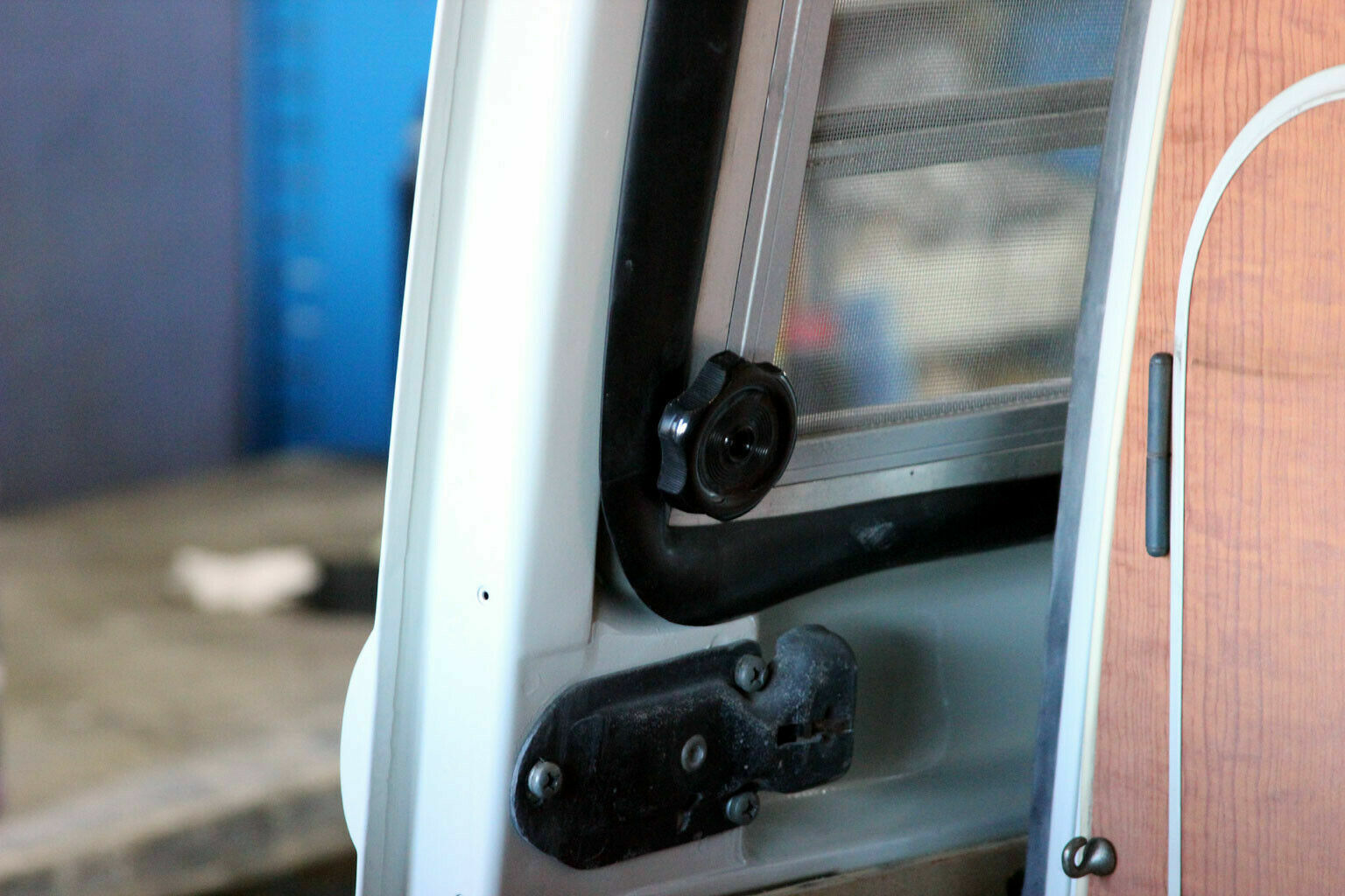 VW TYPE 2 BUS 19681979 BAYWINDOW WESTFALIA CAMPER JALOUSIE WINDOW KNOB