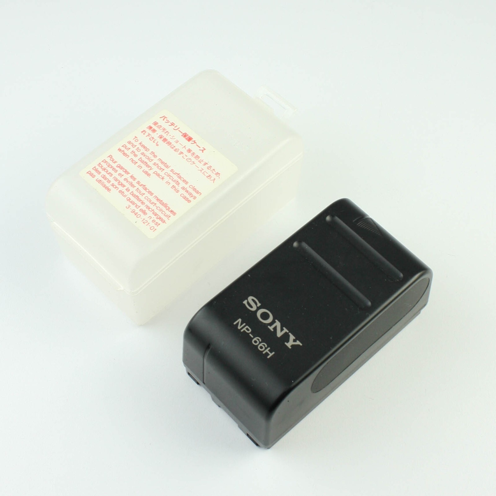 Sony Camcorder Rechargeable Battery - NP-66H - 6V 1800mAh - Untested with Case-image