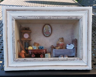 3D Bilderrahmen m. Glas ''Bären Kinderstube +Spielzeug'' Kinder Deko - Shabby Chic
