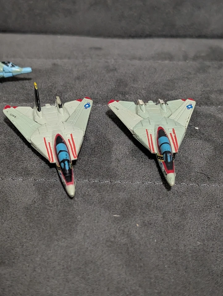 Micro Máquinas Aviones Navales Militares F-14 Tomcat P3 Orion AV8 Harrier 1994 Foto 4 de 4