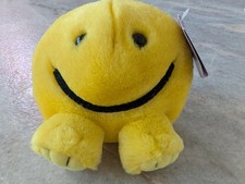 Vintage 1998 Puffkins  Happy  Plush by Swibco   Yellow Smiley Face