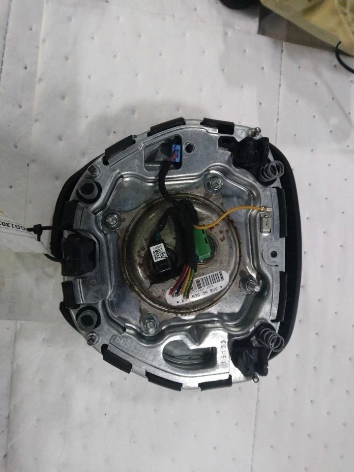 Bolsa de aire del conductor rueda delantera del conductor 3 radios para BMW 535i GT 567333 10-17 Foto 2 de 4