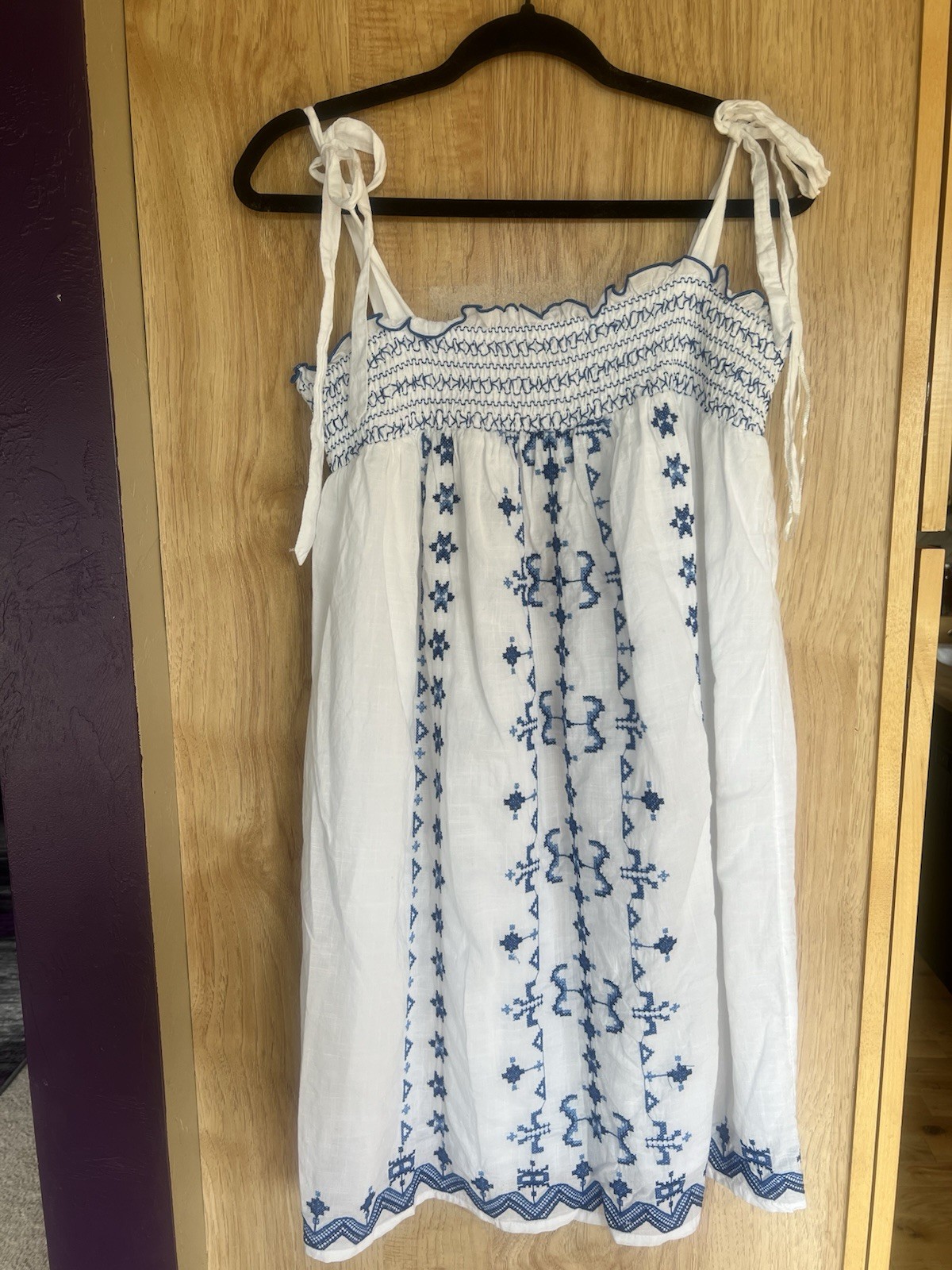 Lucky Brand Linen Dress M White W Blue embroidered Geometric Sleeveless Summer