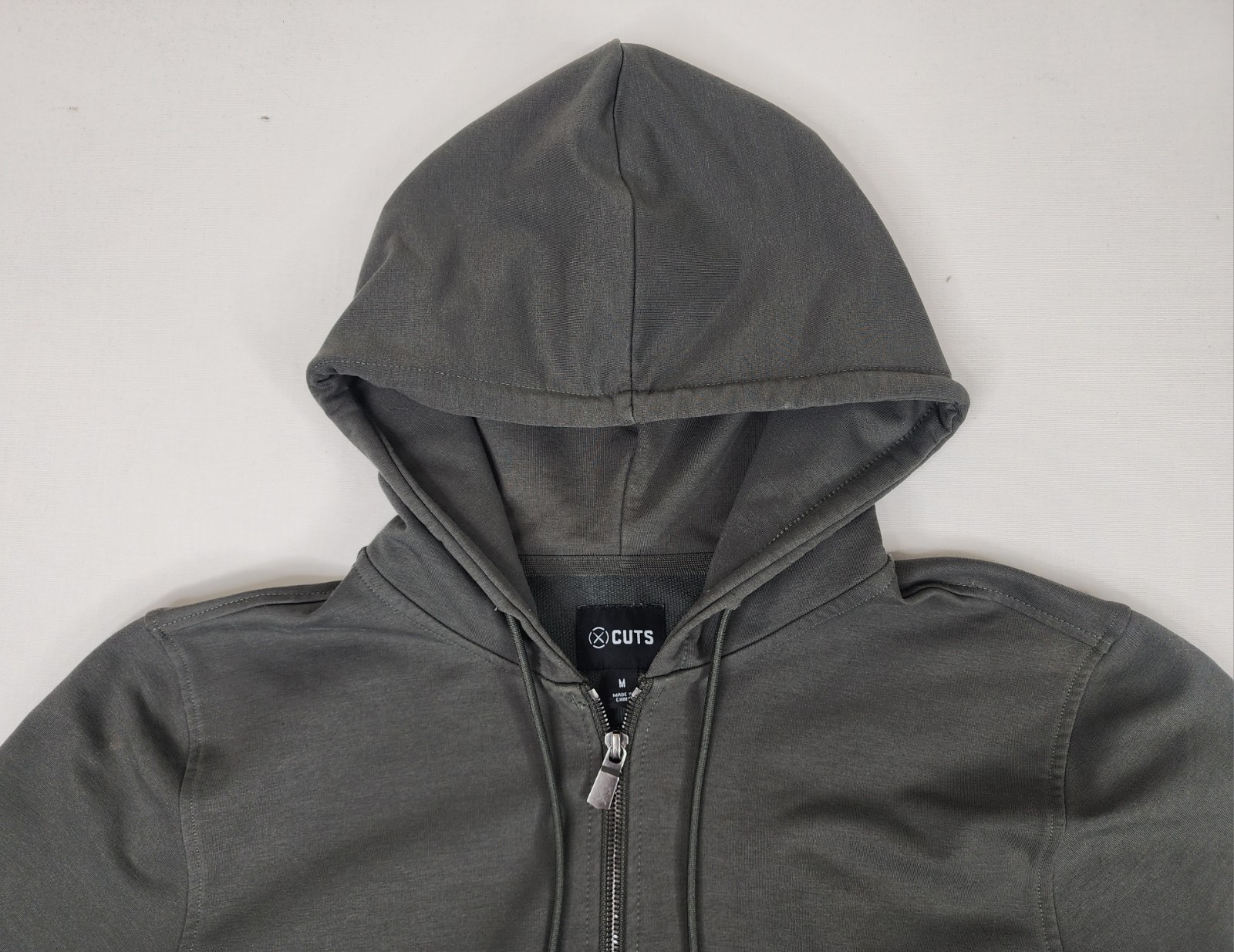 Cuts Sage Green Hyperloop Split Hem Pullover Swea… - image 2