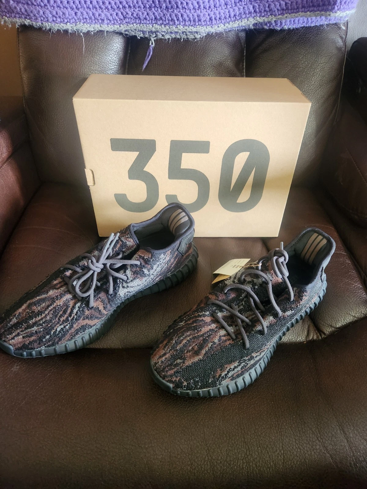 Yeezy 350 v2 MX ROC taglia 11 GW3774 SPEDIZIONE GRATUITA