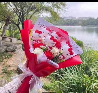 Hello Kitty Rosenstrauß Limited Edition Muttertag Geburtstag 