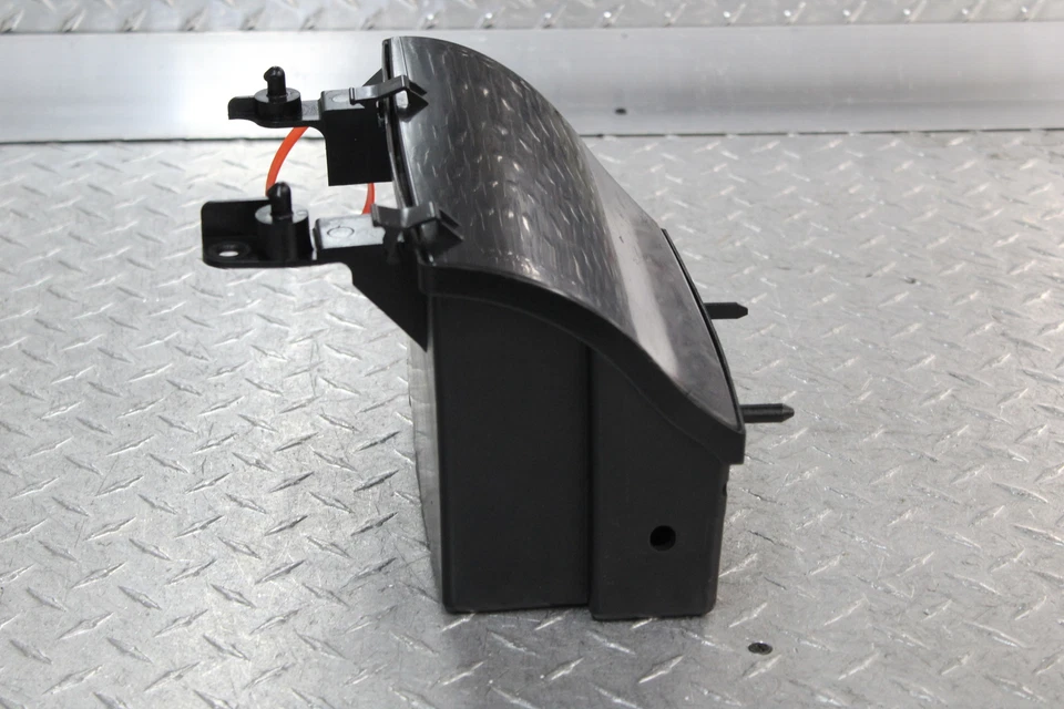 2002 SUZUKI INTRUDER 1500 VL1500 STORAGE BIN COMPARTMENT POCKET - Image 4 of 4