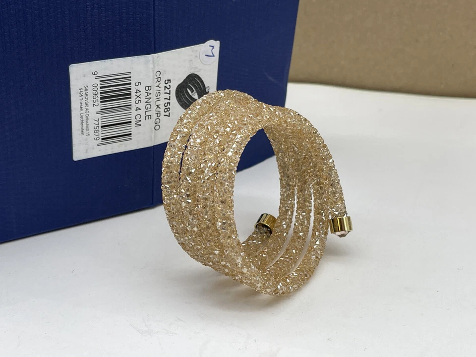Swarovski 5277587 Armreifen Crystaldust Tripple Größe M. Neuware  - Bild 1 von 3