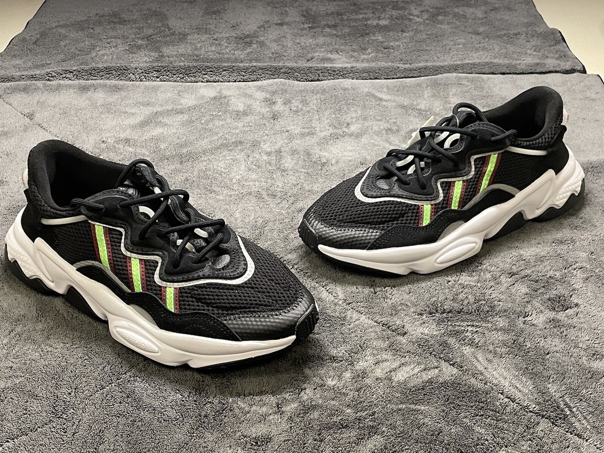 6Y Adidas Originals Ozweego Athletic Shoes Sneakers Women Size Black