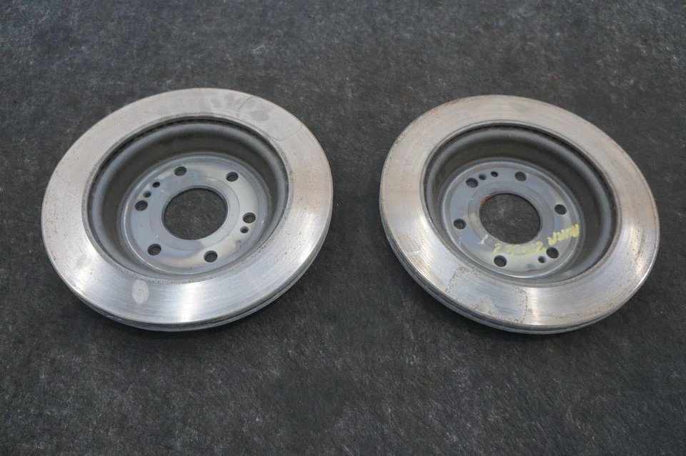 套装 2 后左右盘式制动转子 13552815 凯迪拉克凯雷德 Esv 2021 - 2024 — 第 2/4 张图片