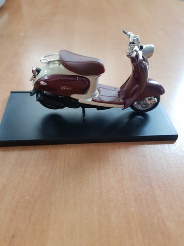 Motorrad Modell Collection 1:18 Ducati BMW Kawasaki Yamaha Triumph Honda ..... - Picture 111 of 213