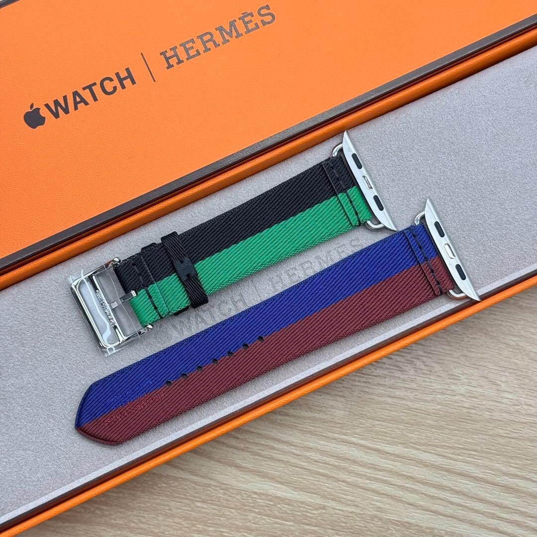 【HERMES】Apple Watch/バンド★Single Tour 41mm Casaque HERMES Apple Watch 45mm Nylon Band Single Tour Twill Jump