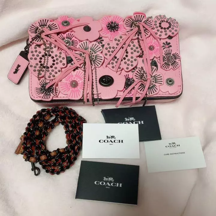 Coach tea store rose crossbody