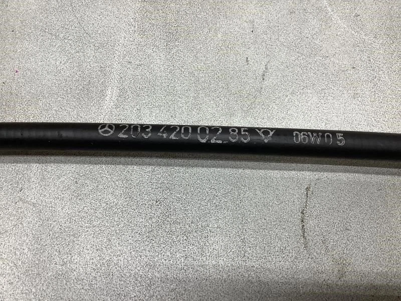 Mercedes Benz CLK350 2006 cable de freno de estacionamiento trasero izquierdo OEM+ Foto 4 de 4