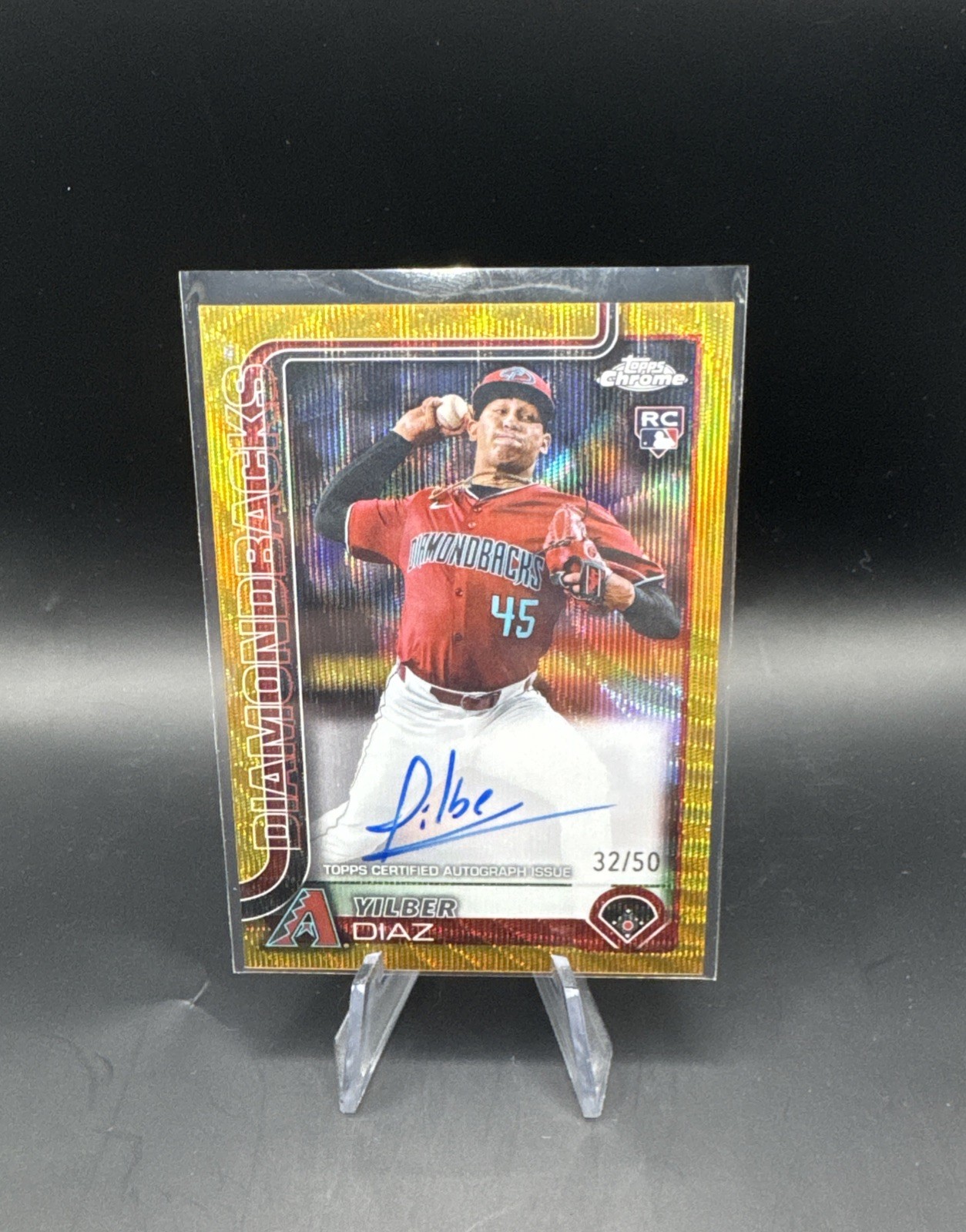Yilber Diaz RC Auto 2025 Topps Chrome #/50 Rookie Gold Wave RC MLB On Card