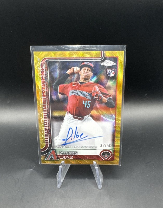 Yilber Diaz RC Auto 2025 Topps Chrome #/50 Rookie Gold Wave RC MLB On Card