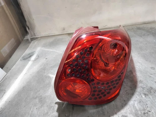 Piloto Trasero Derecho para PEUGEOT 207 SW Confort 2010 2933461 - Imagen 2 de 8