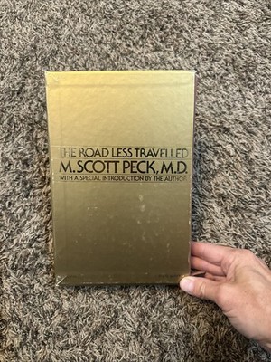 The Road Less Travelled by M Scott Peck 1978 Gift Box Edition HC VG Condition