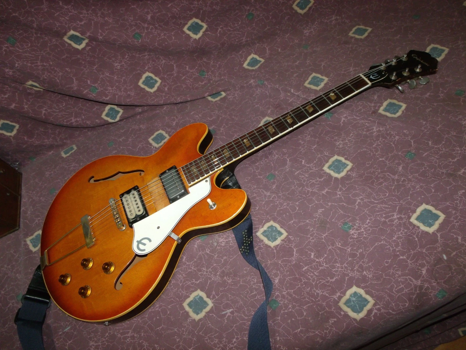 Picture 2 of 11