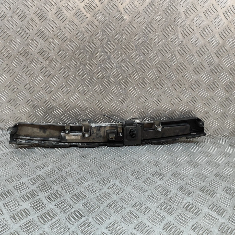 BMW 5 Gran Turismo F07 Nummernschildbeleuchtung Halter Verkleidung 7211221 2010 - Bild 2 von 4