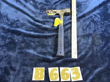 ESTWING E31-CA 11OZ DRYWALL HAMMER – SCORED FACE & SHOCK-REDUCTION GRIP – NEW