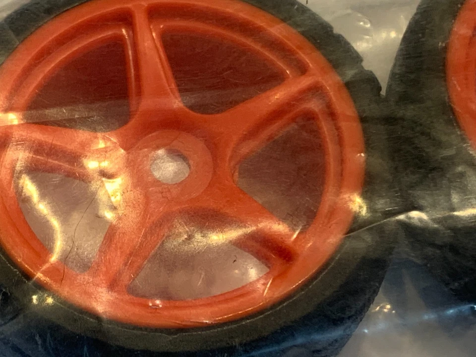 2 Räder für 1:10 RC Car Team Associated 5 SPOKE WHEEL/TIRE ORG ASC31469 (1231-5) - Bild 3 von 4