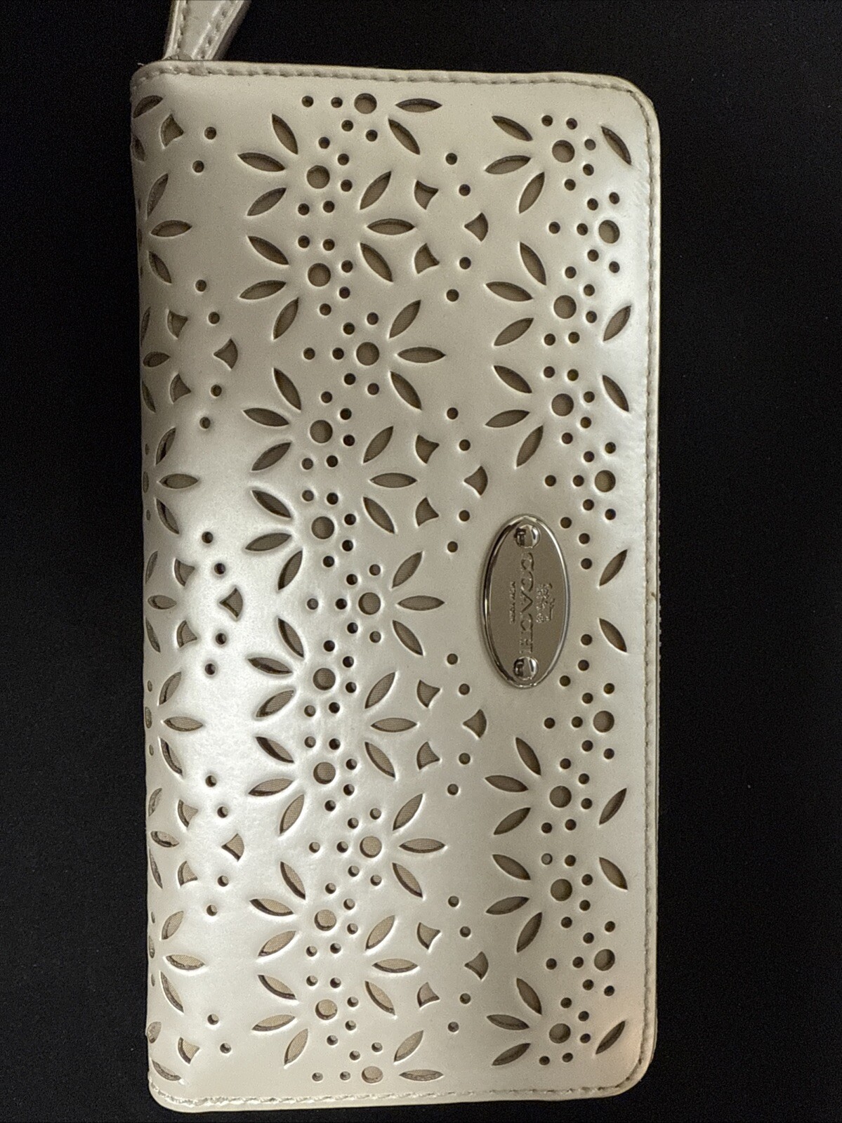 Coach Off White Leather Floral Cut Zip-Around Accordion Wallet