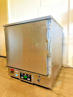 "WINSTON HC4009GE" ELECTRIC 120V 1PH WARMING/HOLDING CABINET ON CASTERS
