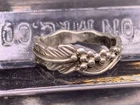 Vintage Sterling Silver repousse leaf flower ring size 7