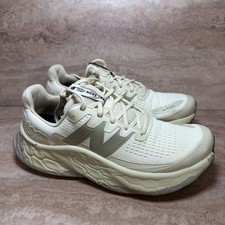 Men Size 10.5 New Balance Fresh Foam More Trail v3 Low Pistachio Butter MTMORNGR