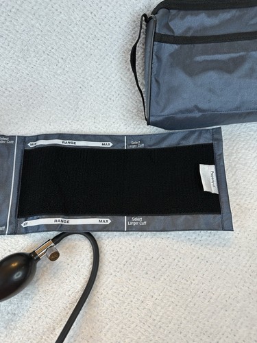 ADC ADCUFF REUSABLE BP CUFF ADULT 11 23-40 CM - Picture 4 of 13