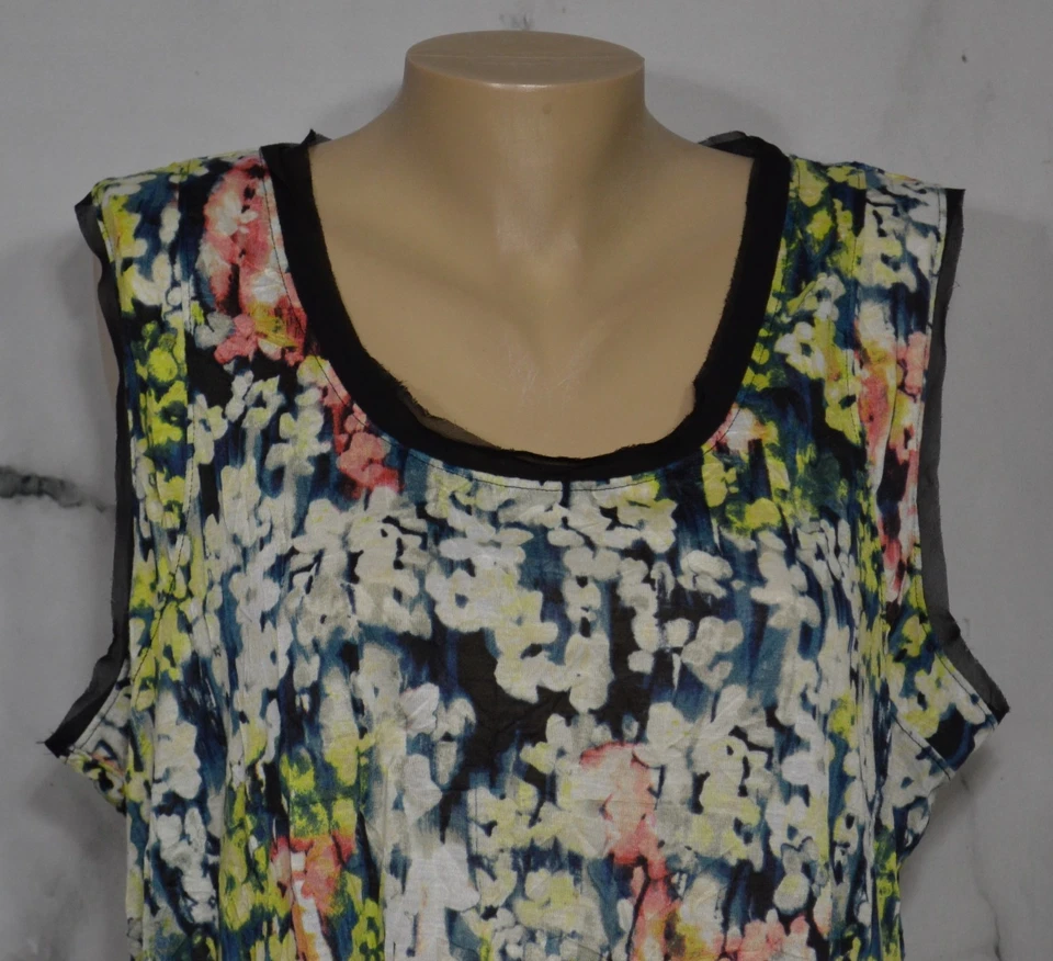 Simply VERA VERA ANG 黑色多色花卉印花无袖上衣 XL 高低下摆 — 第 2/4 张图片