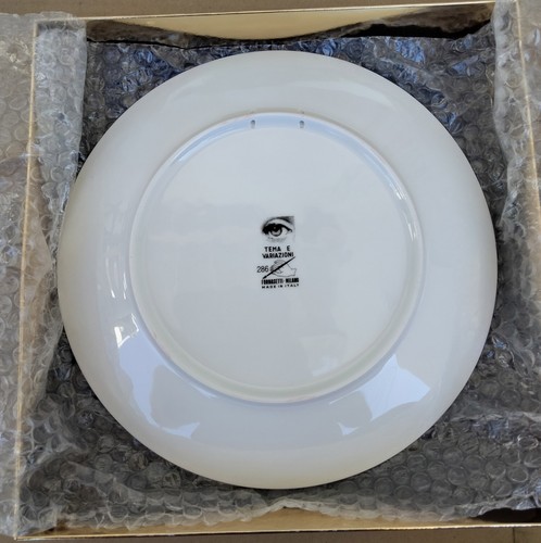 Fornasetti Tema E Wall Plate Variazioni No 286 Lina PTV286X in the box - Picture 4 of 4