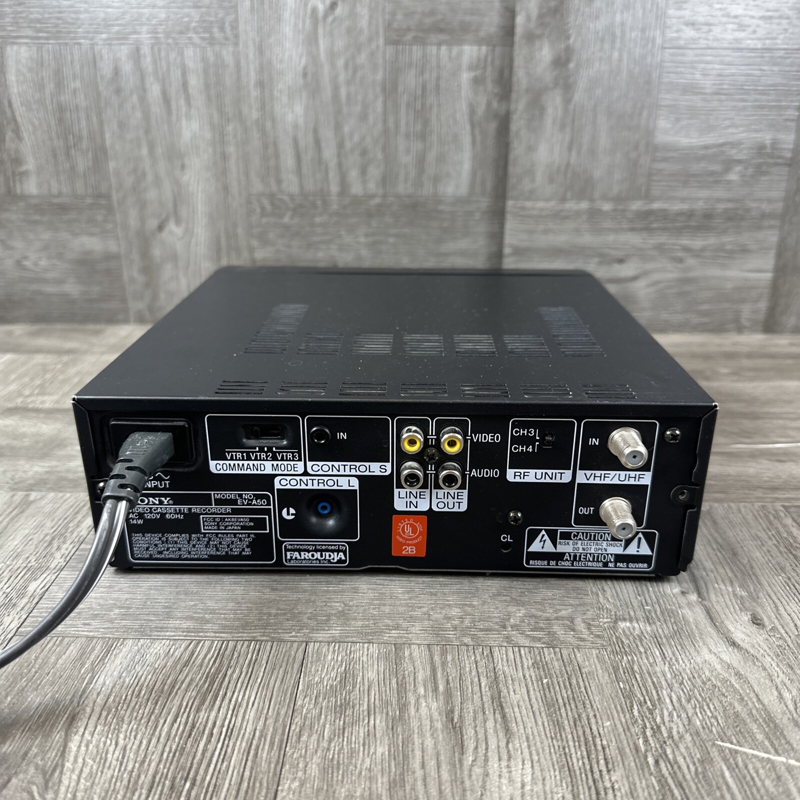 SONY EVA50 Video8 8mm VCR Editing Player Video 8 For Parts Or Repair