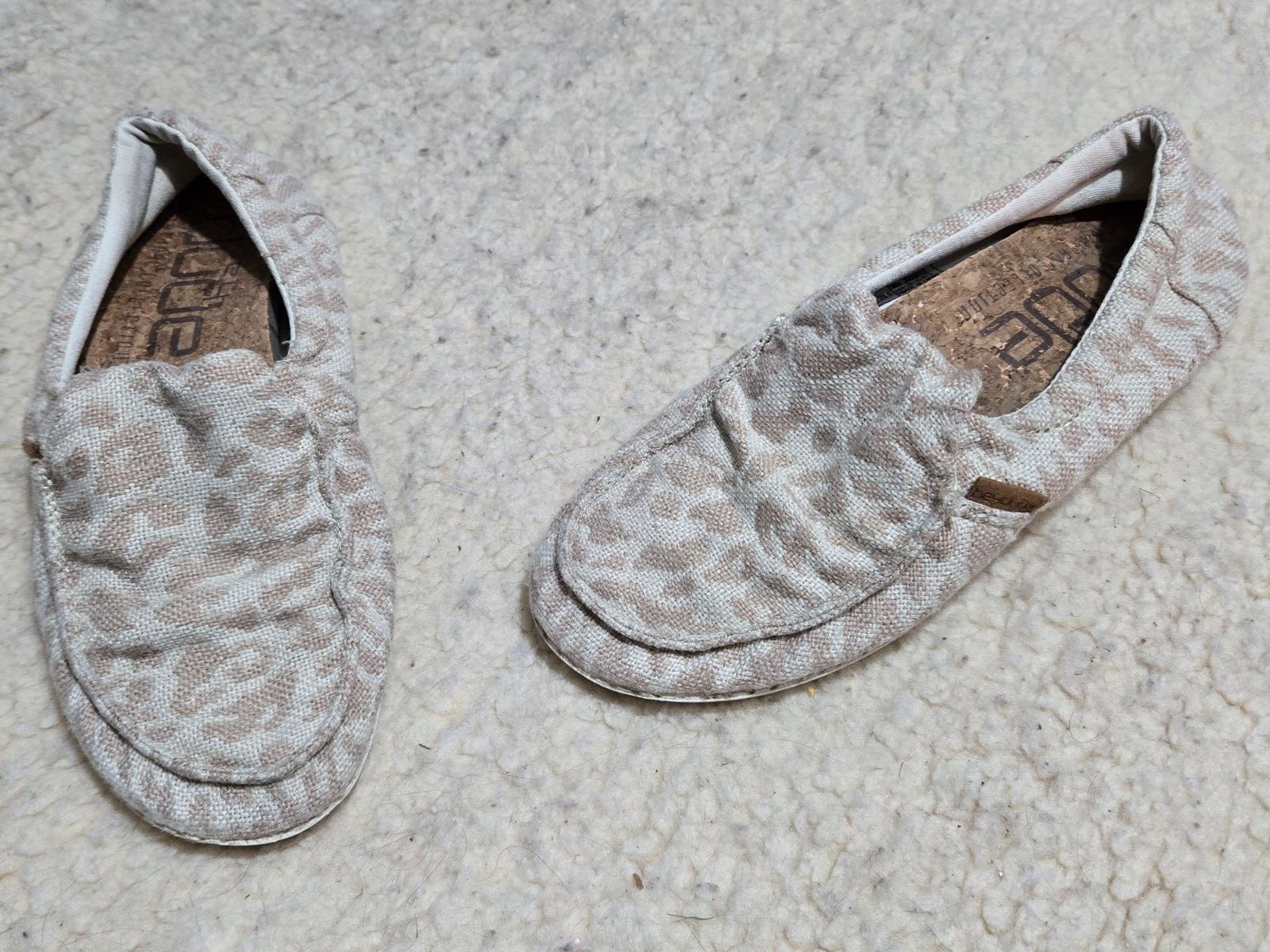 Hey Dude Misty Woven Cheetah Tan Size L 6 / Y 5 Slip On Casual Walking Shoes