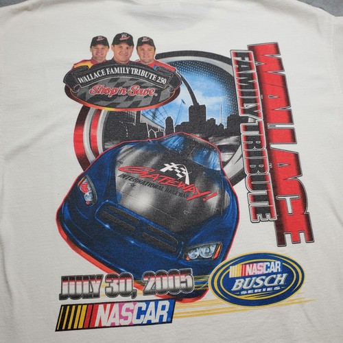 VTG Wallace Family Tribute 250 T-shirt Busch Series July 30, 2005 Nascar Mn Sz L - Picture 6 of 9