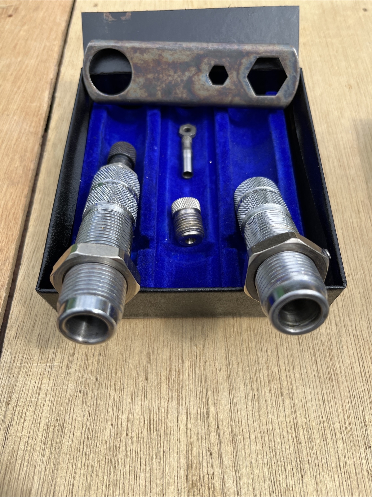 LYMAN ALL-AMERICAN DIE SET  7mm REMINGTON MAGNUM