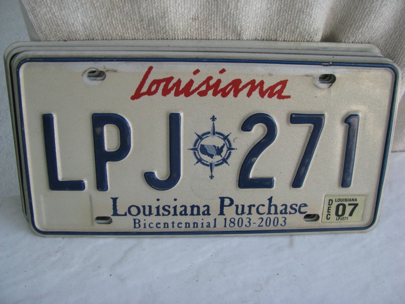 license plate- Louisiana- Louisiana Purchase - more than 3 years old