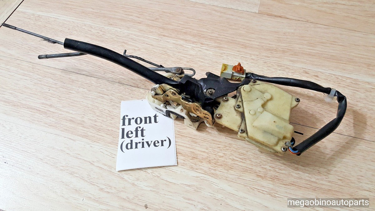 1996-2000 HONDA CIVIC 4DR FRONT driver DOOR lock latch 72150-S04