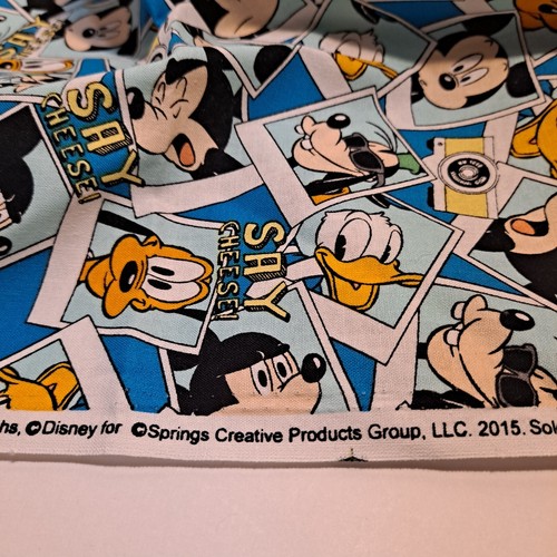 Disney Photographs Say Cheese Cotton Fabric 36" X 44" Mickey Pluto Goofy Donald - Picture 3 of 4
