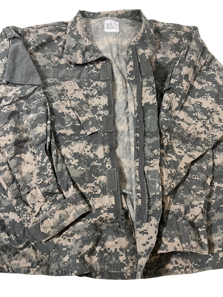 US Military Combat Uniform Coat Size L Army ACU Digital Camo Long Sleeve USGI - Image 2 of 4