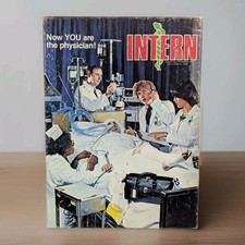 INTERN Board Game The Game Doctors Play Avalon Hill Leisure