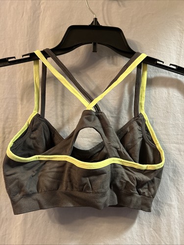 Morera Seamless Activewear Women’s Size Medium Strappy Gray Sports Bra - Picture 3 of 4