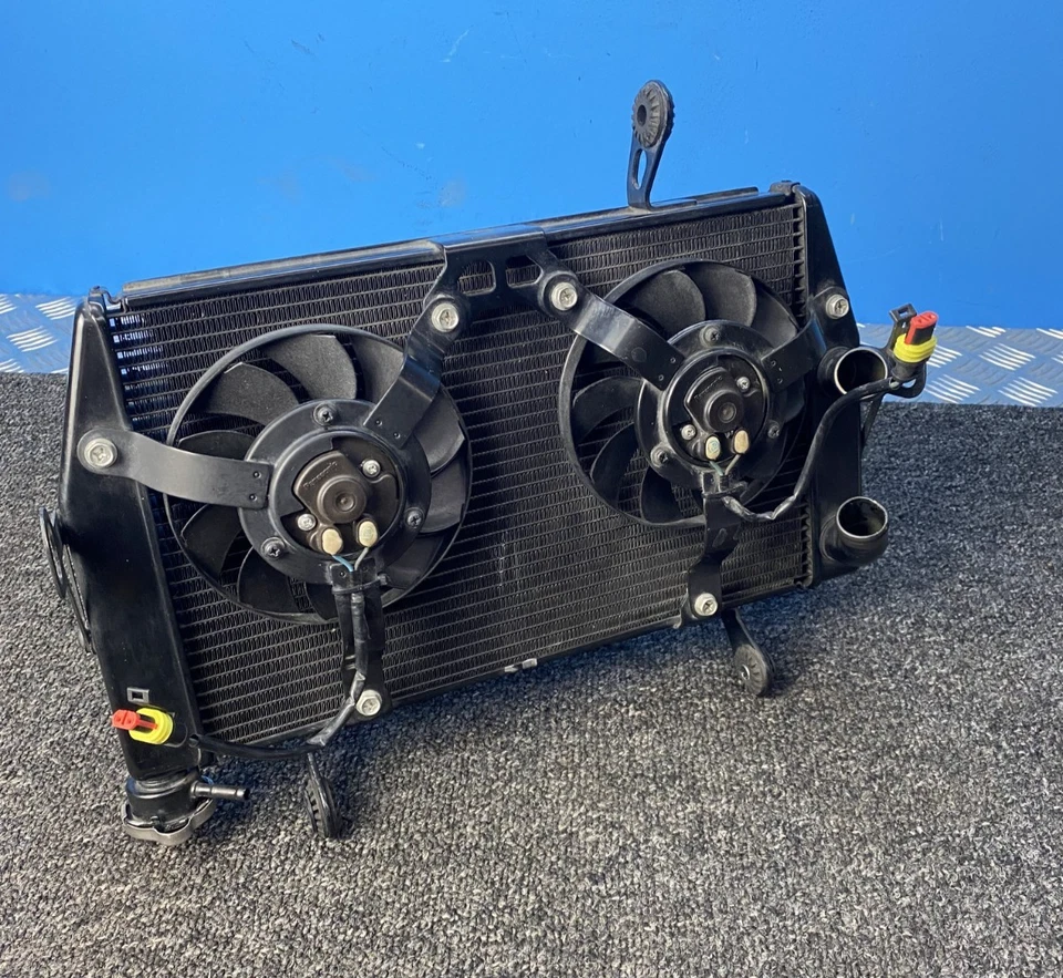 RADIATORE DUCATI MULTISTRADA 1200 1200 S 2010 2014 54840861C VENTOLE COMPLETO - Imagem 4 de 4